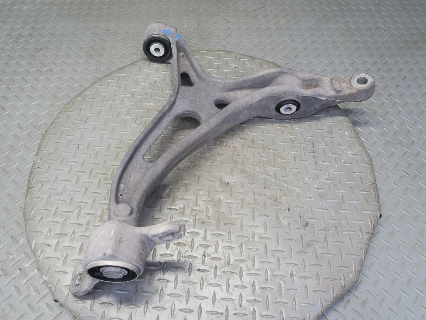 06-11 Mercedes W164 ML350 ML550 Front Right Lower Control Arm OEM