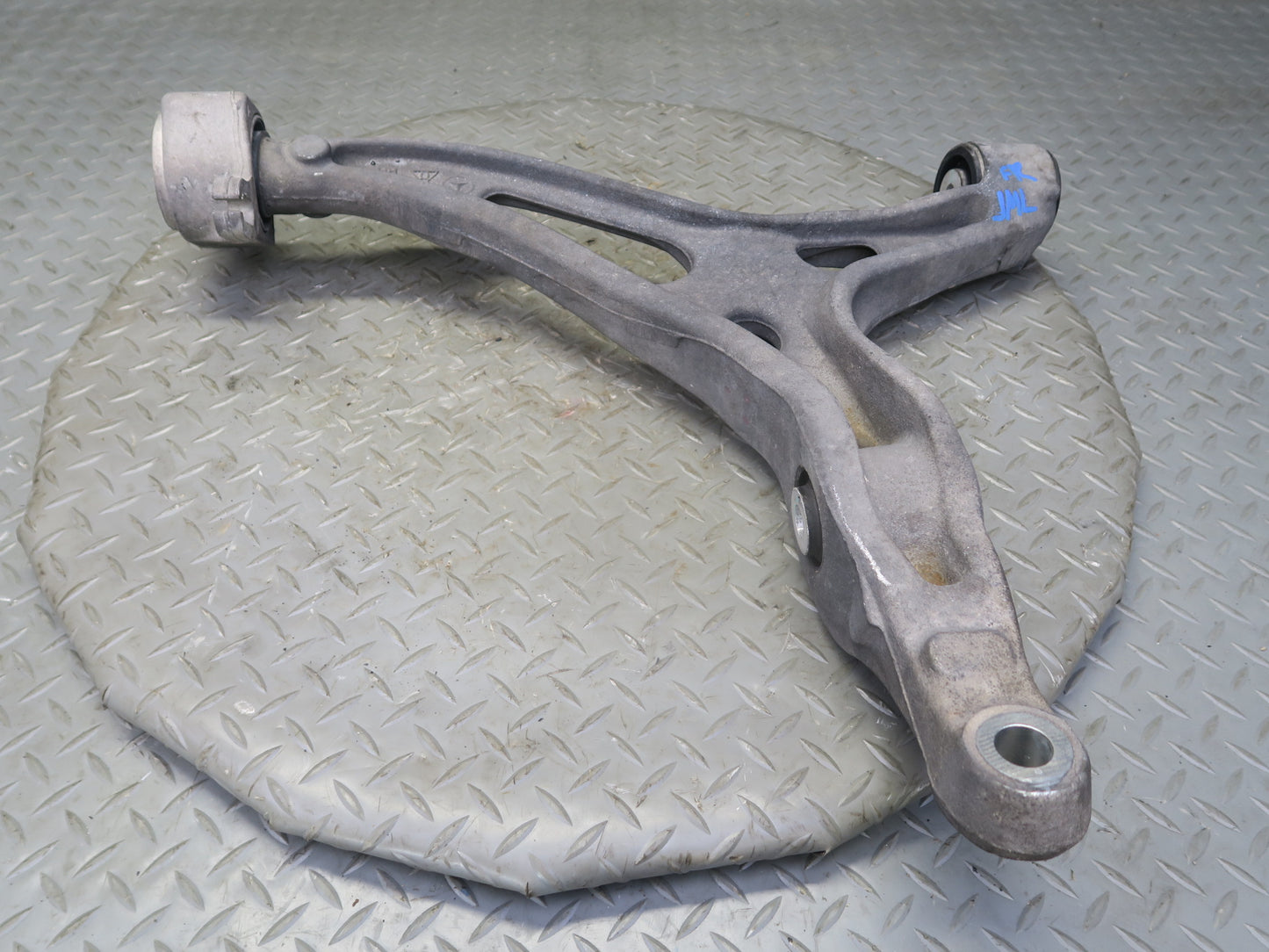 06-11 Mercedes W164 ML350 ML550 Front Right Lower Control Arm OEM