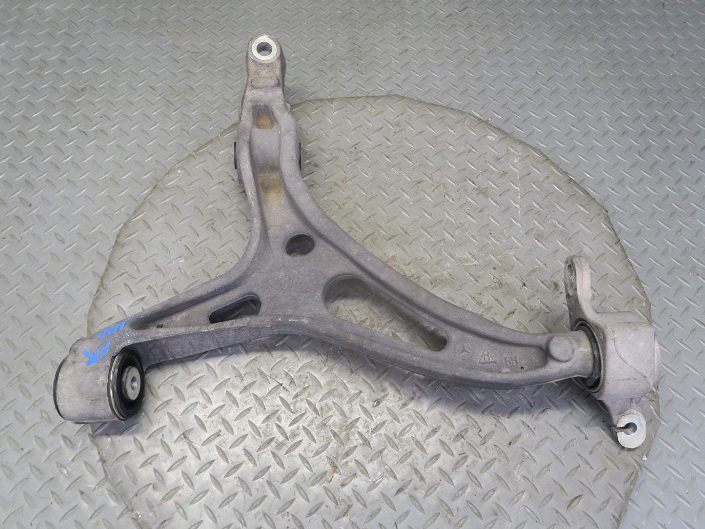 06-11 Mercedes W164 ML350 ML550 Front Right Lower Control Arm OEM
