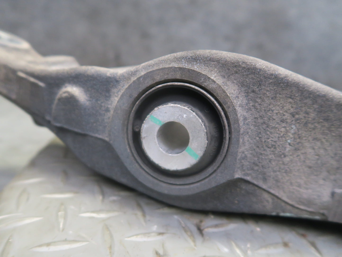06-11 Mercedes W164 ML350 ML550 Front Right Lower Control Arm OEM