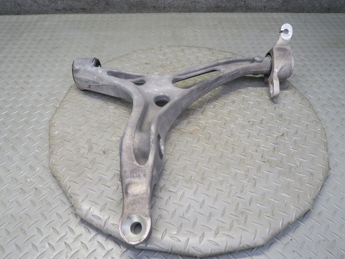 06-11 Mercedes W164 ML350 ML550 Front Right Lower Control Arm OEM