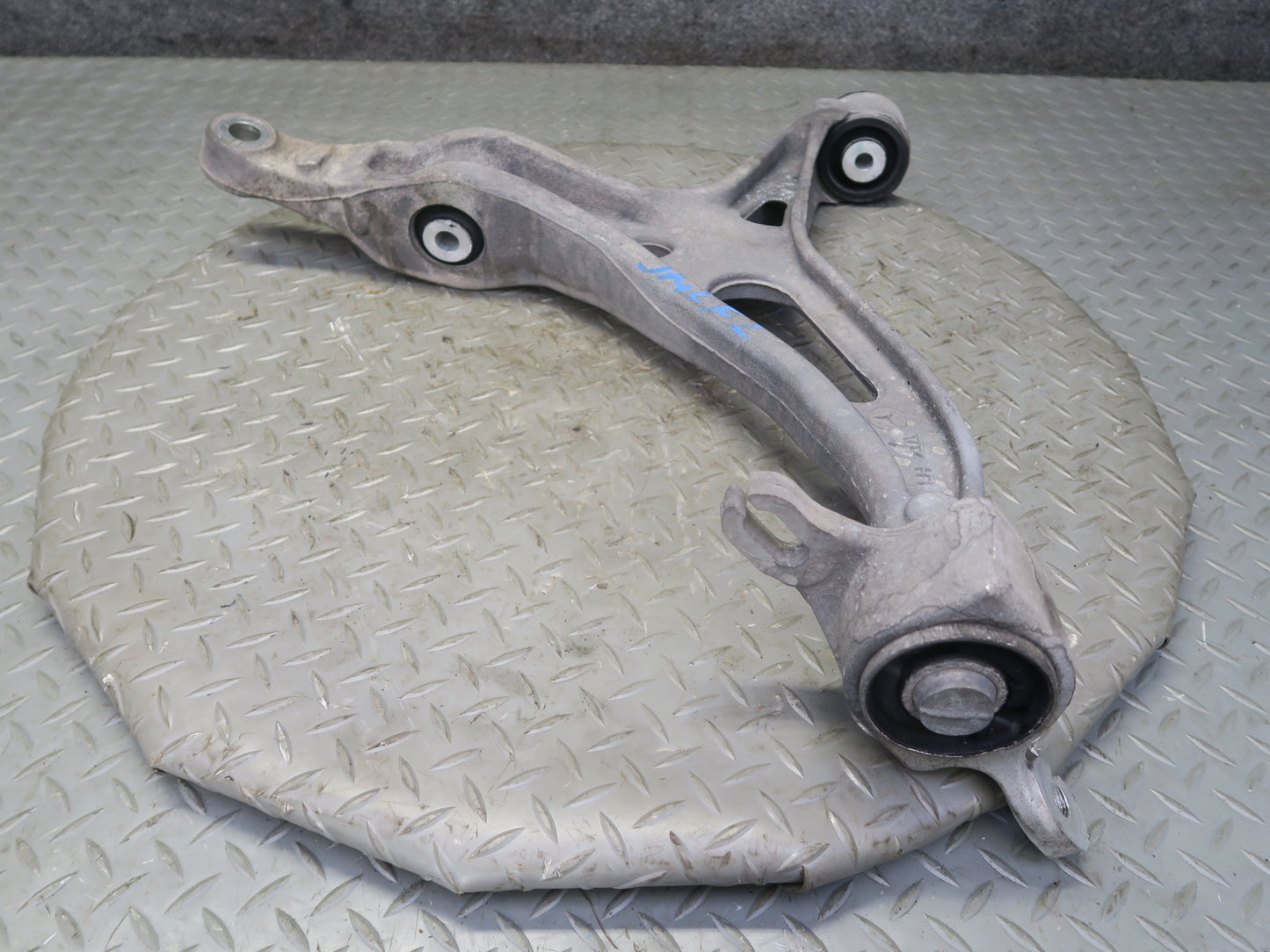 06-11 Mercedes W164 ML350 ML550 Front Left Lower Control Arm OEM