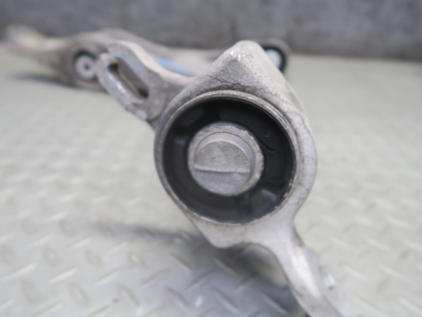 06-11 Mercedes W164 ML350 ML550 Front Left Lower Control Arm OEM