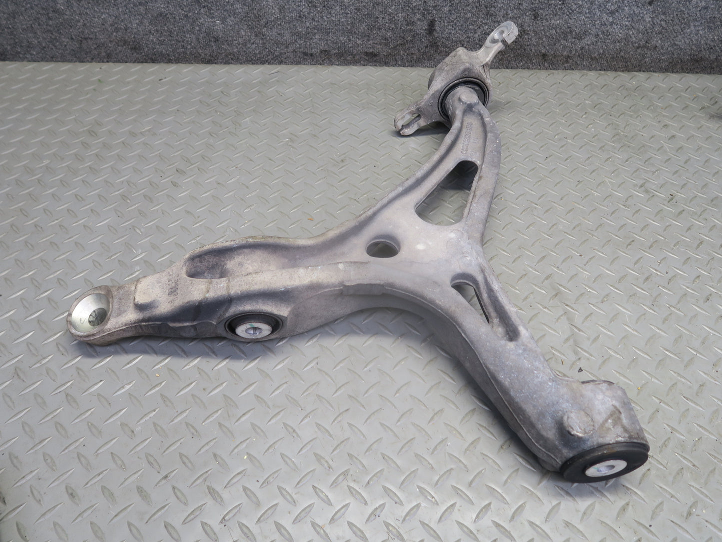 06-11 Mercedes W164 ML350 ML550 Front Left Lower Control Arm OEM