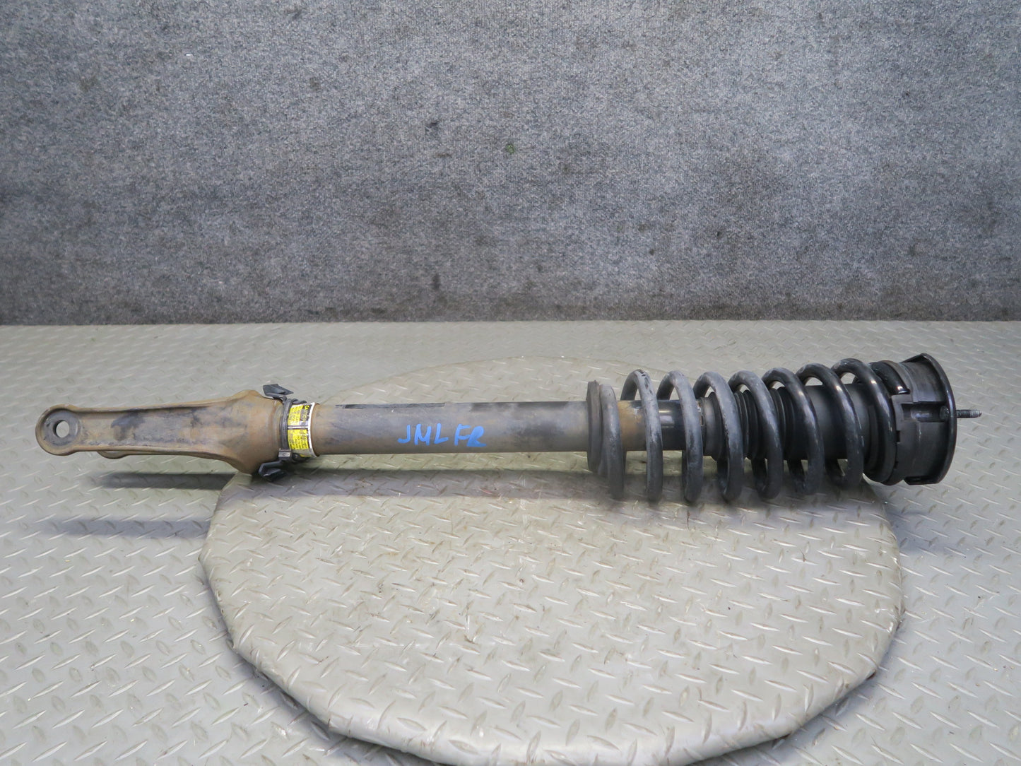 06-11 Mercedes W164 ML350 AWD Front Left & Right Strut Shock Absorber Set OEM