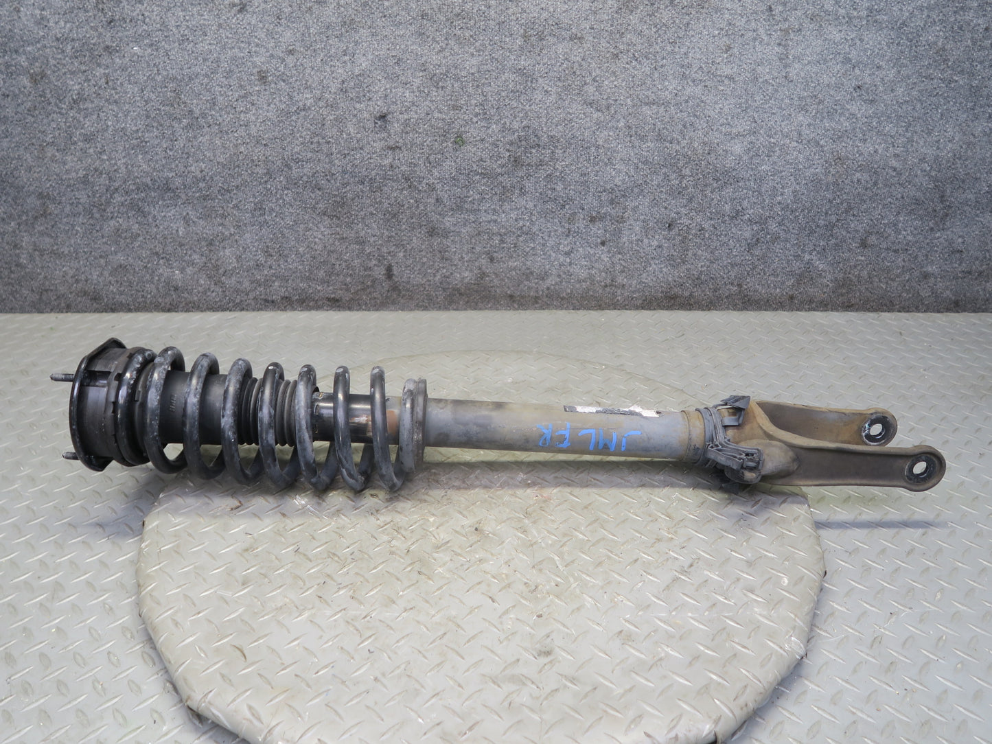 06-11 Mercedes W164 ML350 AWD Front Left & Right Strut Shock Absorber Set OEM