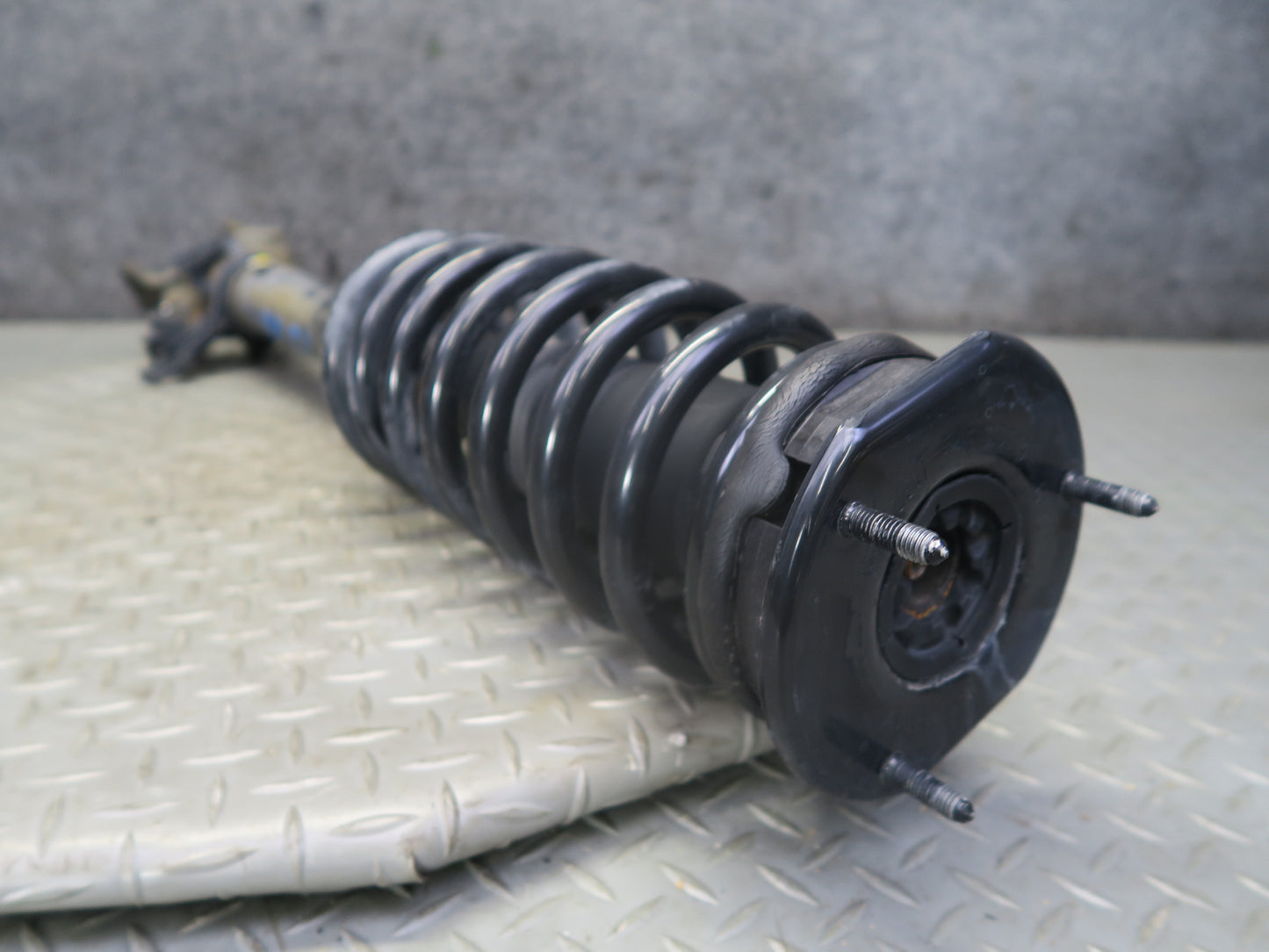 06-11 Mercedes W164 ML350 AWD Front Left & Right Strut Shock Absorber Set OEM