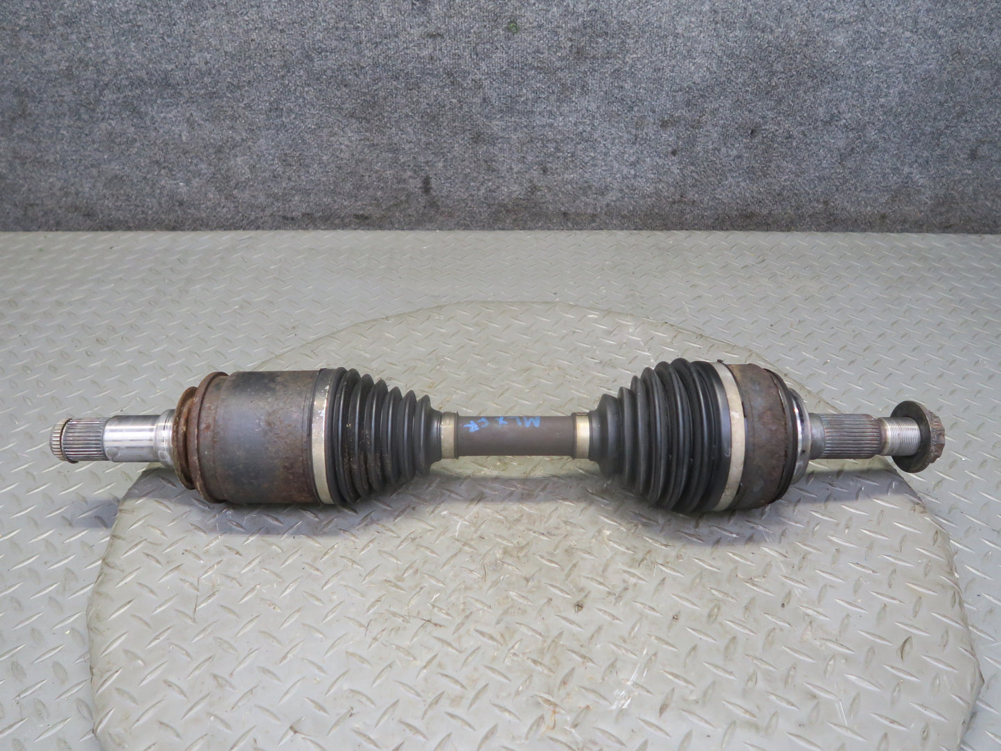 2008-2015 Lexus URJ201L LX570 4WD Front Right Pass Side CV Axle Shaft