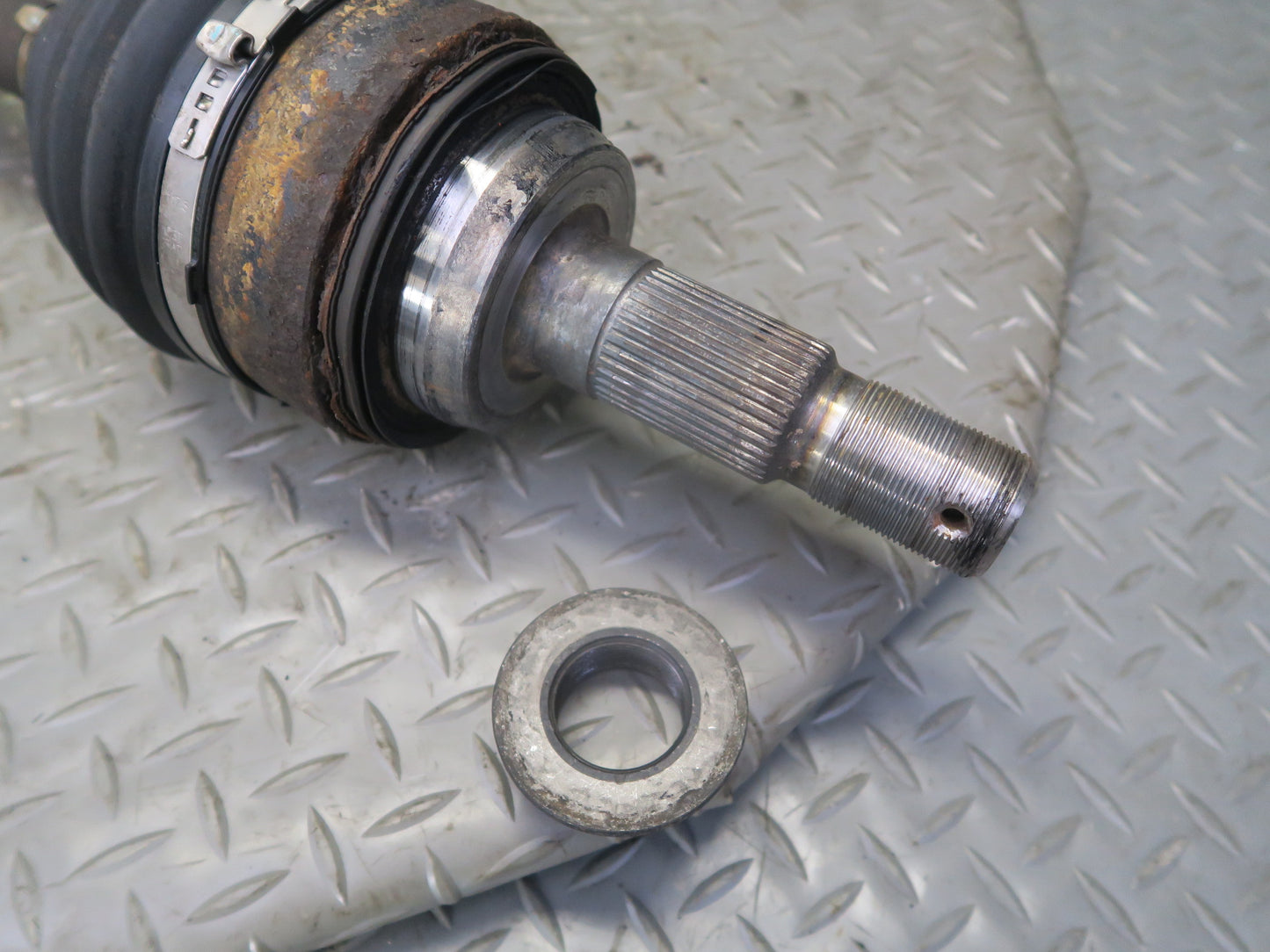 2008-2015 Lexus URJ201L LX570 4WD Front Right Pass Side CV Axle Shaft