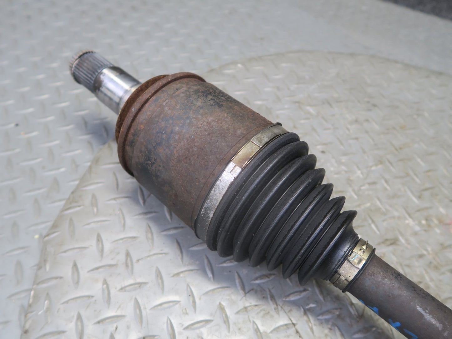 2008-2015 Lexus URJ201L LX570 4WD Front Right Pass Side CV Axle Shaft
