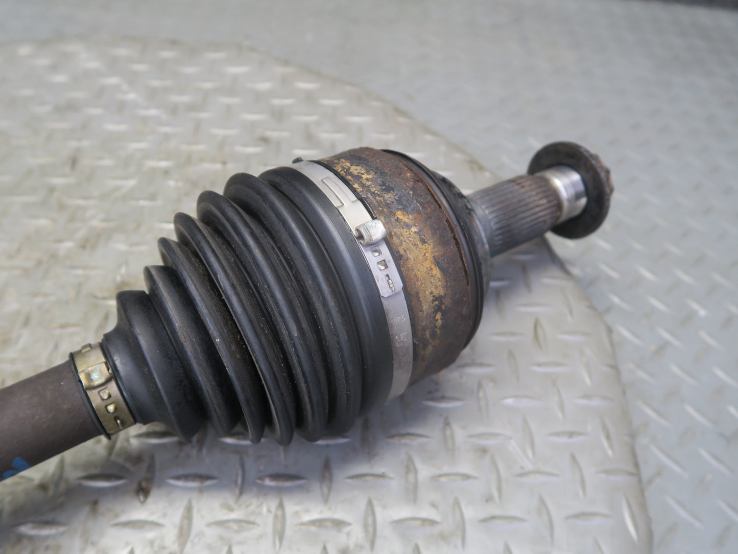 2008-2015 Lexus URJ201L LX570 4WD Front Right Pass Side CV Axle Shaft