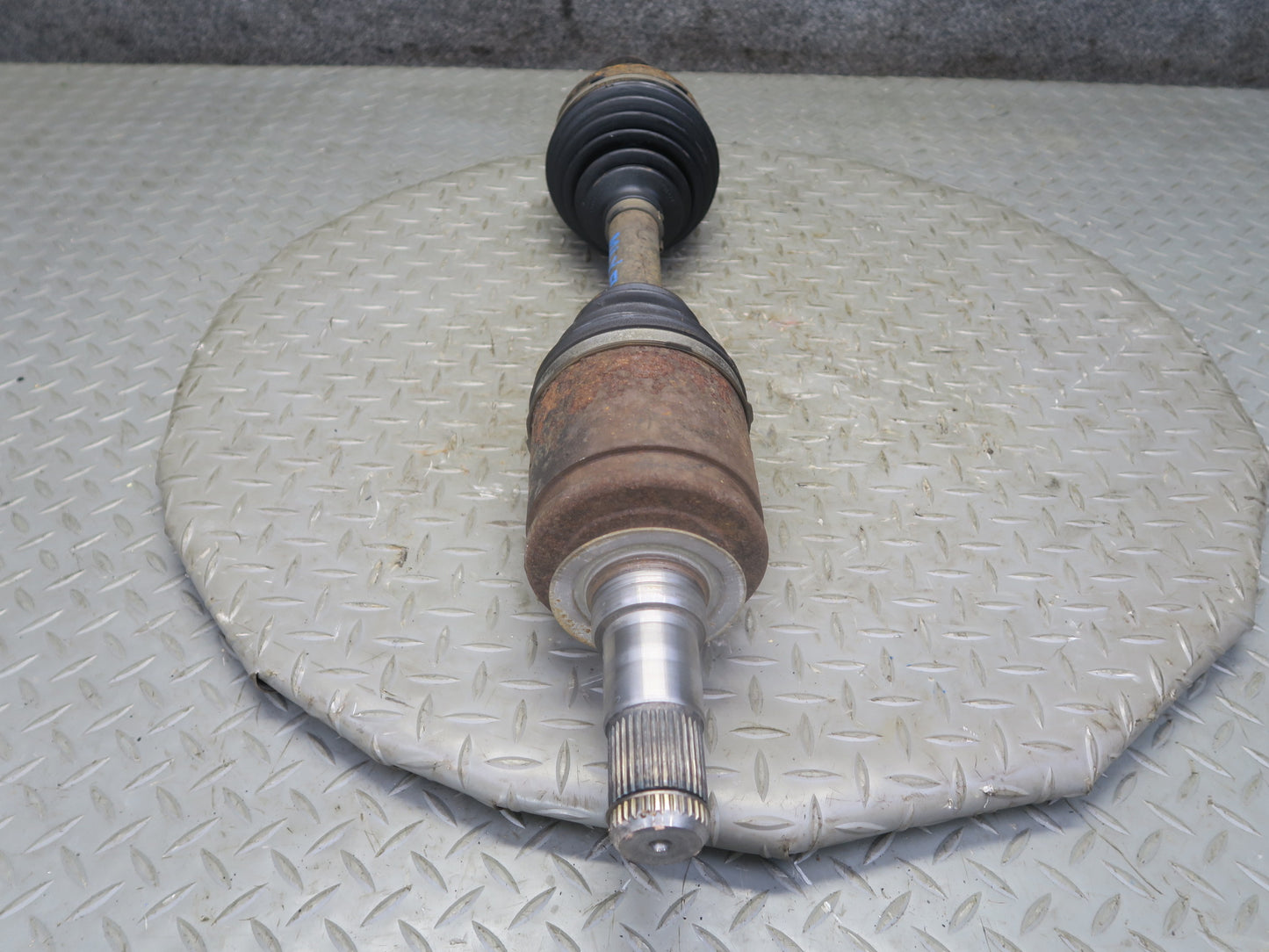 2008-2015 Lexus URJ201L LX570 4WD Front Left Driver Side CV Axle Shaft