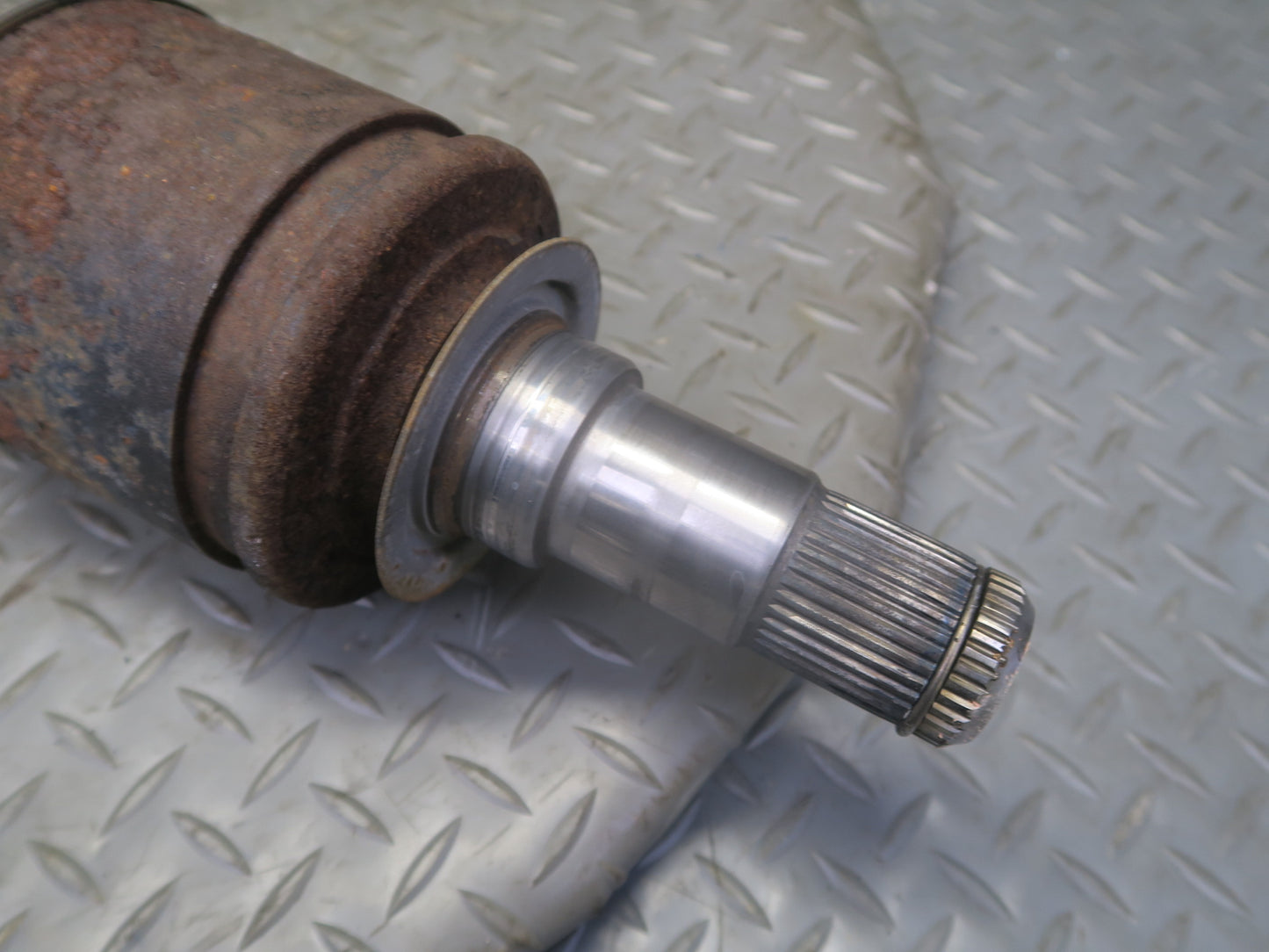 2008-2015 Lexus URJ201L LX570 4WD Front Left Driver Side CV Axle Shaft