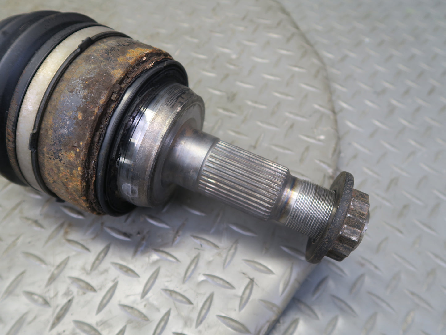 2008-2015 Lexus URJ201L LX570 4WD Front Left Driver Side CV Axle Shaft