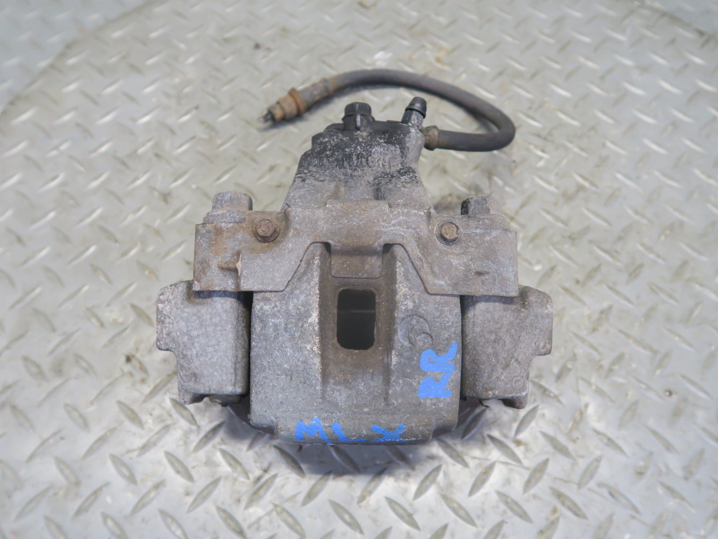 2008-2015 Lexus URJ201L LX570 Rear Left & Right Side Brake Caliper Set of 2