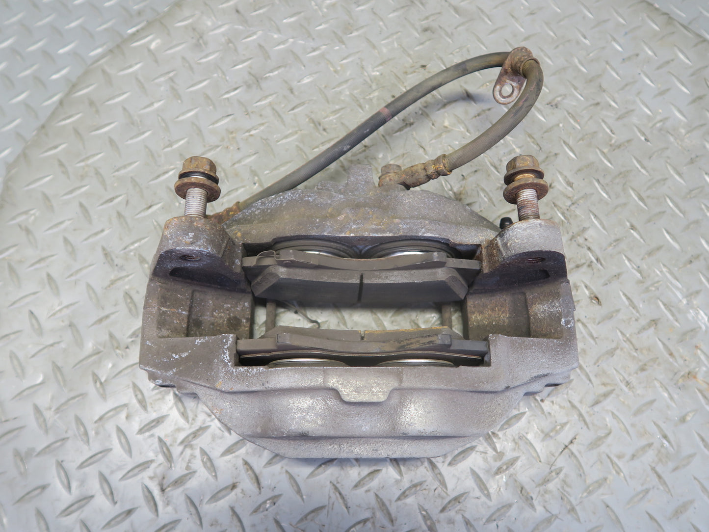 2008-2015 Lexus URJ201L LX570 Front Left & Right Side Brake Caliper Set of 2
