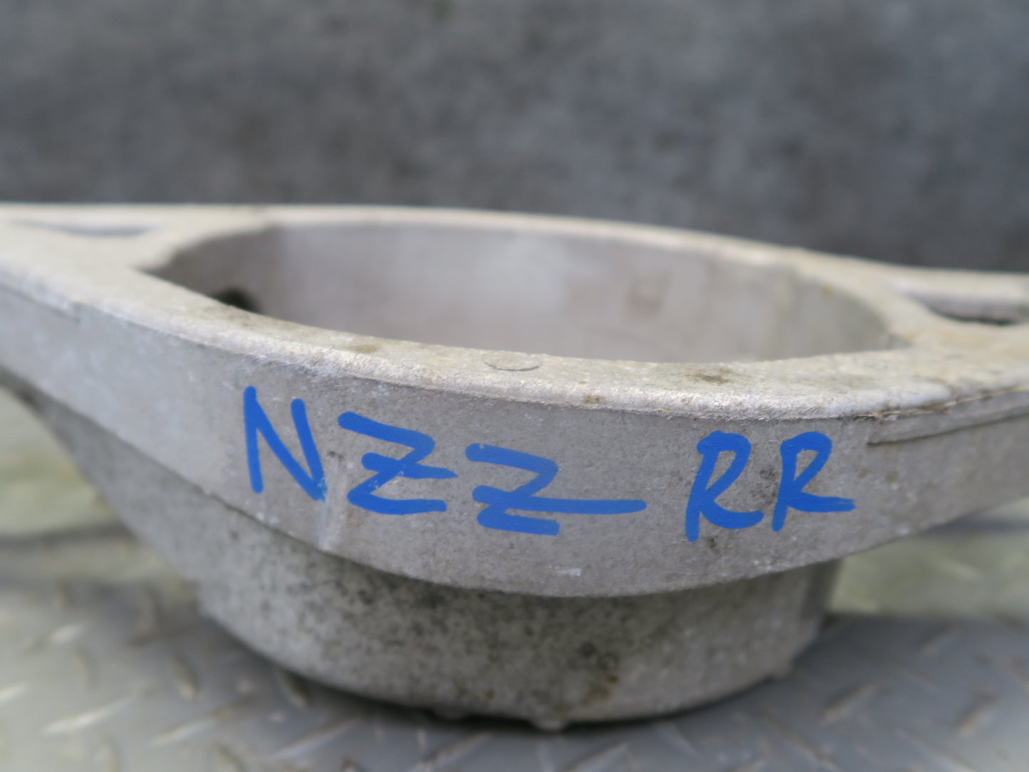 03-09 Nissan 350Z Z33 Rear Right Lower Control Arm 34K Miles OEM
