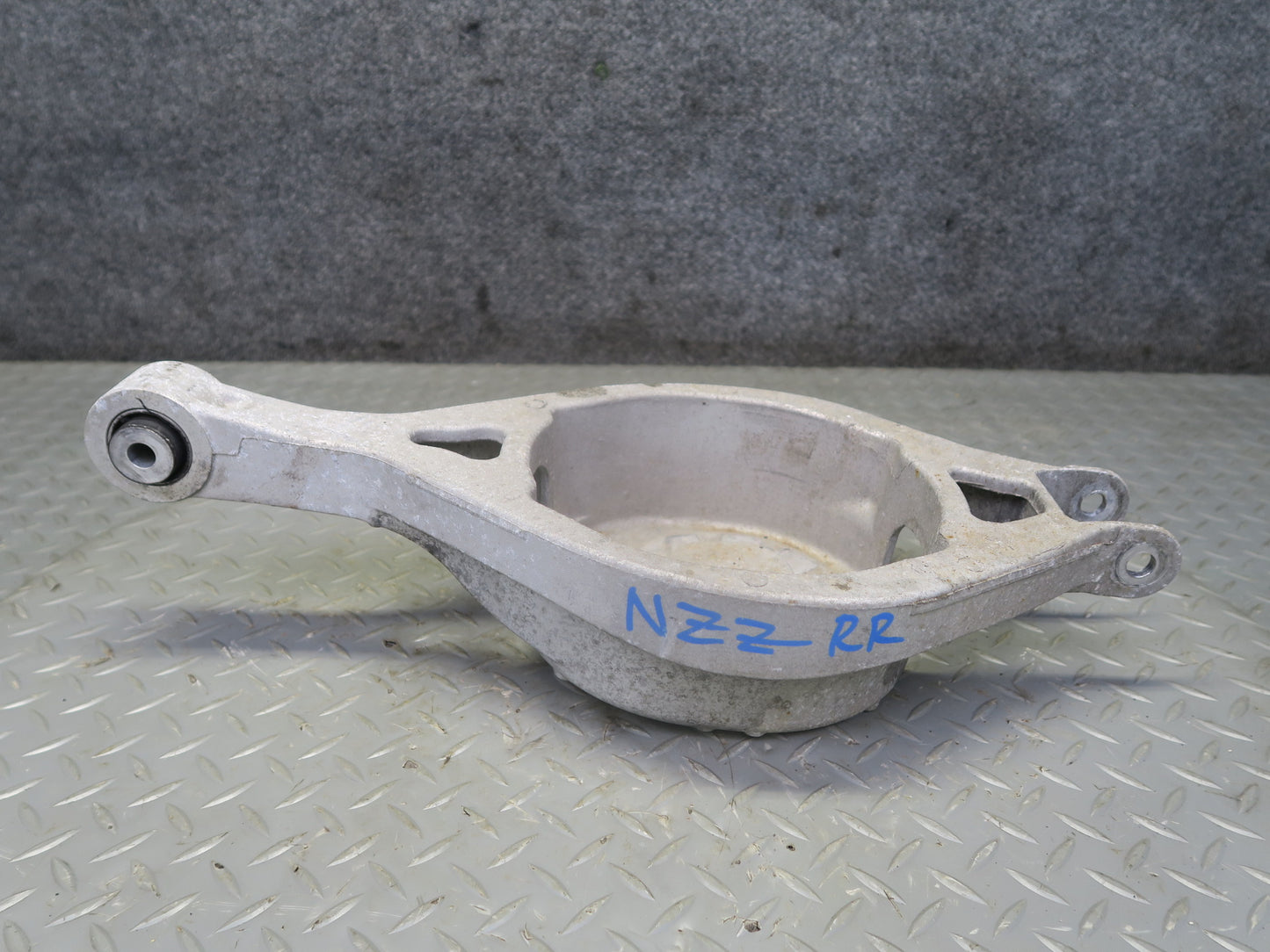 03-09 Nissan 350Z Z33 Rear Right Lower Control Arm 34K Miles OEM