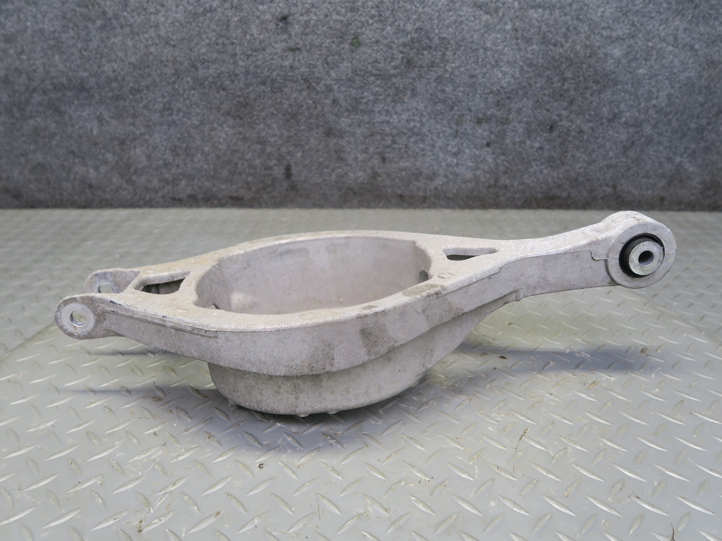 03-09 Nissan 350Z Z33 Rear Right Lower Control Arm 34K Miles OEM