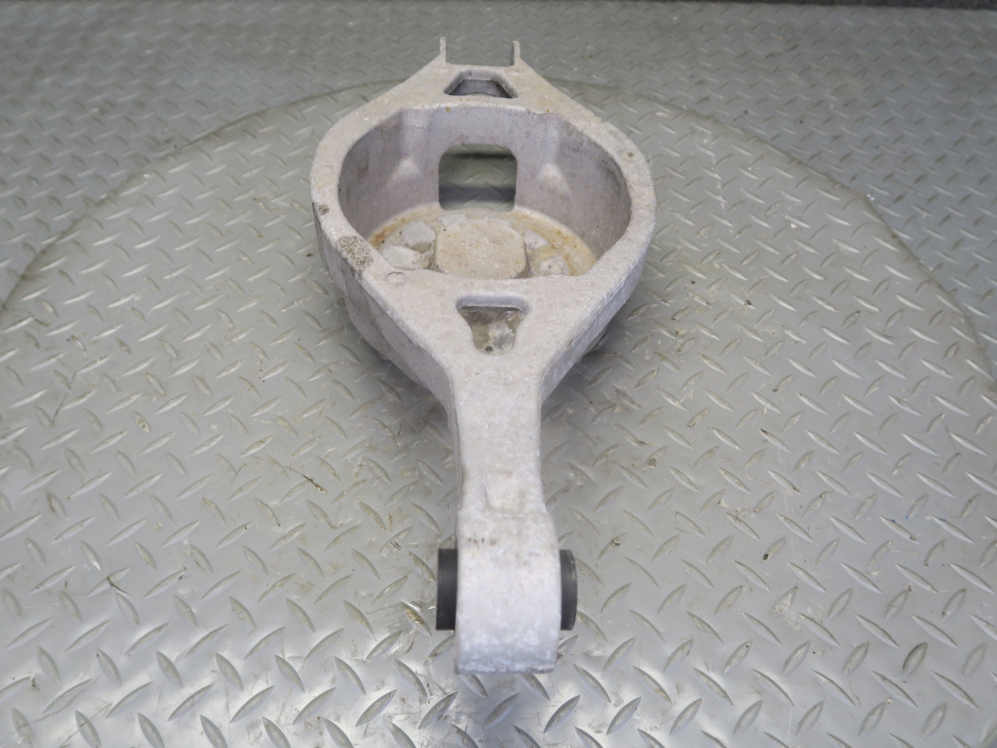 03-09 Nissan 350Z Z33 Rear Right Lower Control Arm 34K Miles OEM