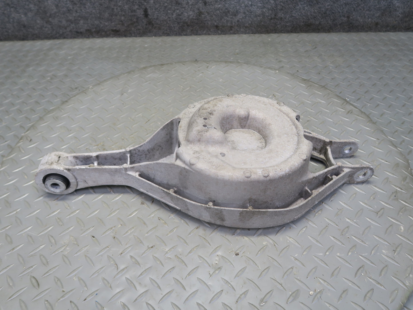 03-09 Nissan 350Z Z33 Rear Right Lower Control Arm 34K Miles OEM