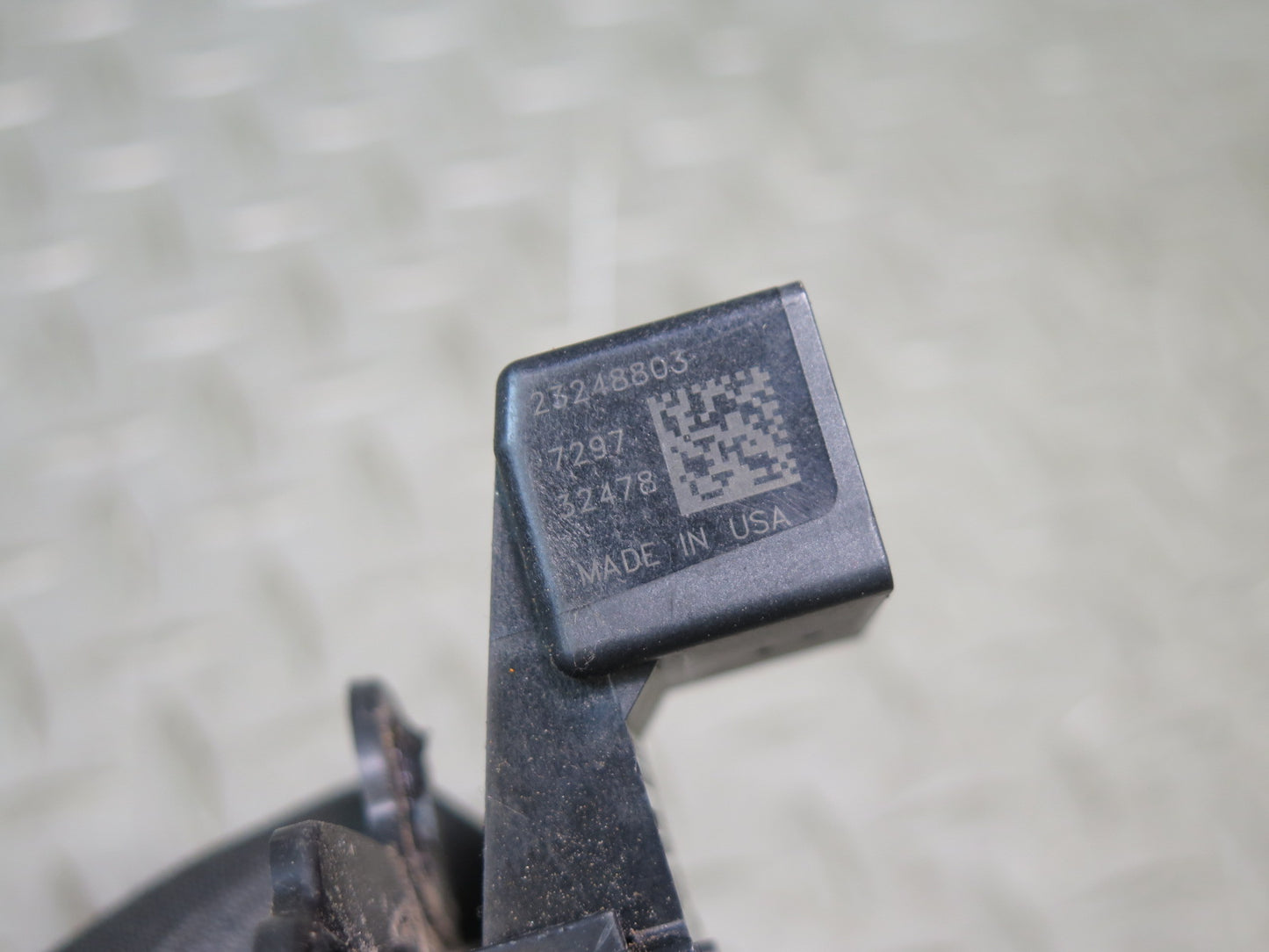 16-24 Chevrolet Camaro Front Right Passenger Seat Switch 23248803 OEM