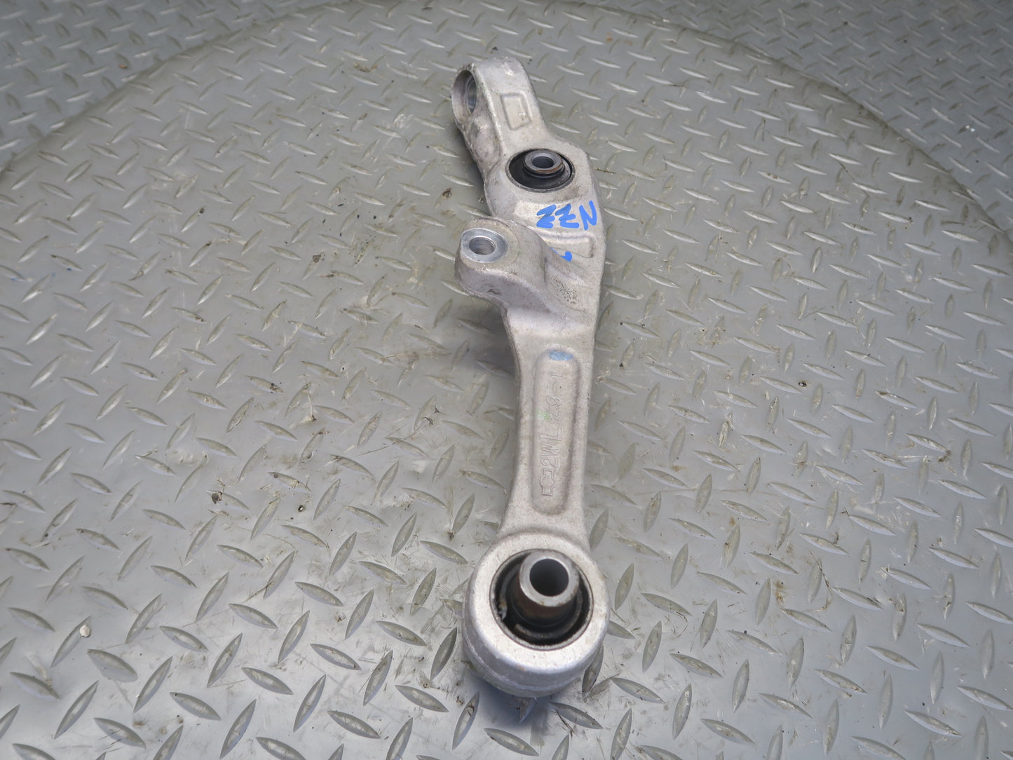 03-05 Nissan Z33 350Z Set of 3 Front Left Suspension Control Arm OEM
