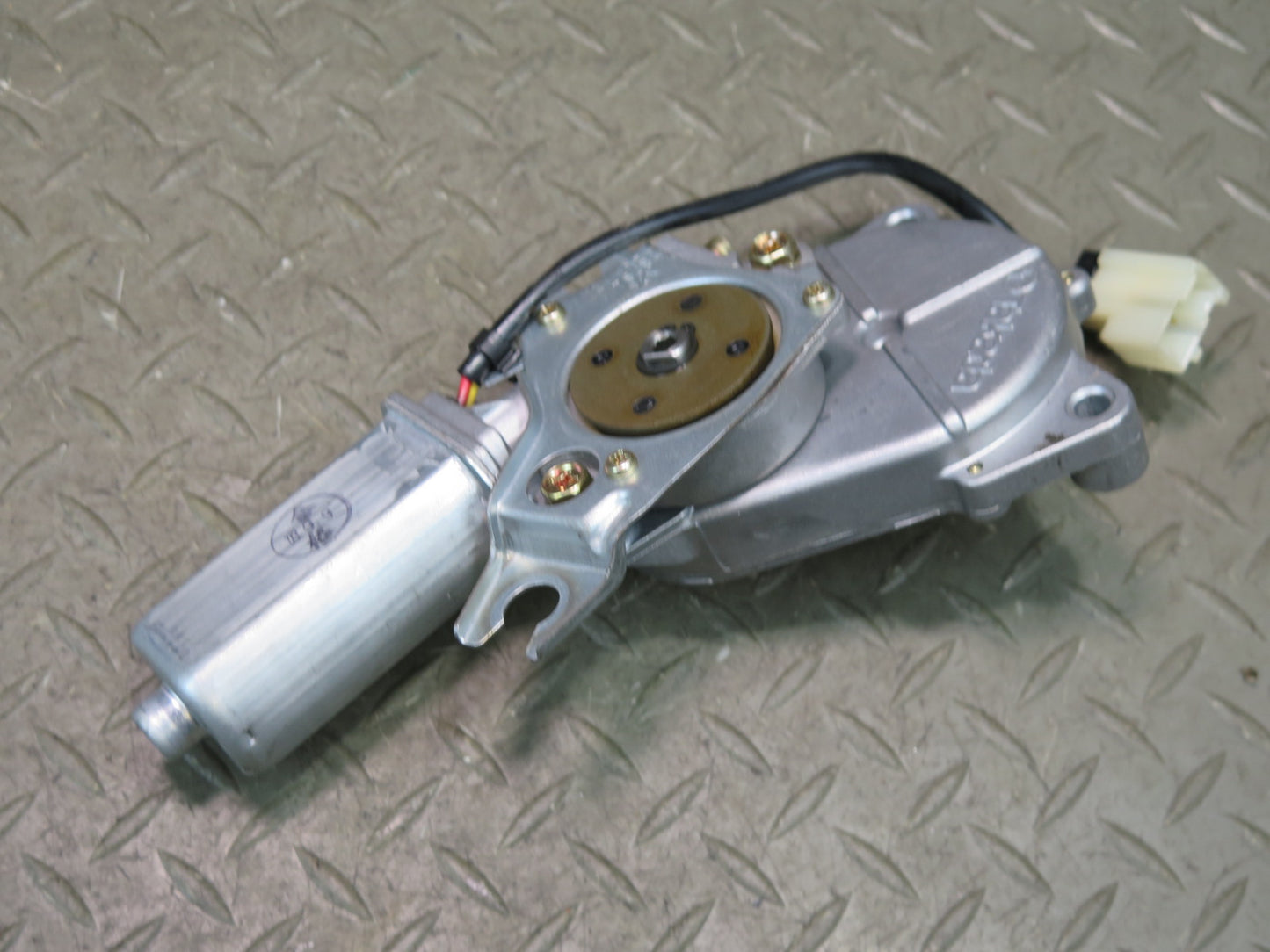 04-09 Nissan Z33 350Z Convertible Set of 2 TOP Roof Lift Motor Drive Unit OEM
