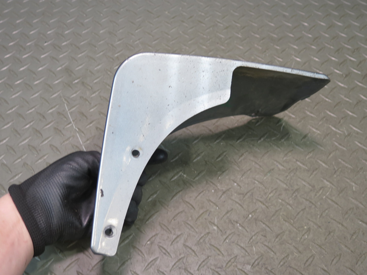 03-09 Nissan Z33 350Z Set of 2 Rear Left & Right MUD Flap Molding Cover OEM