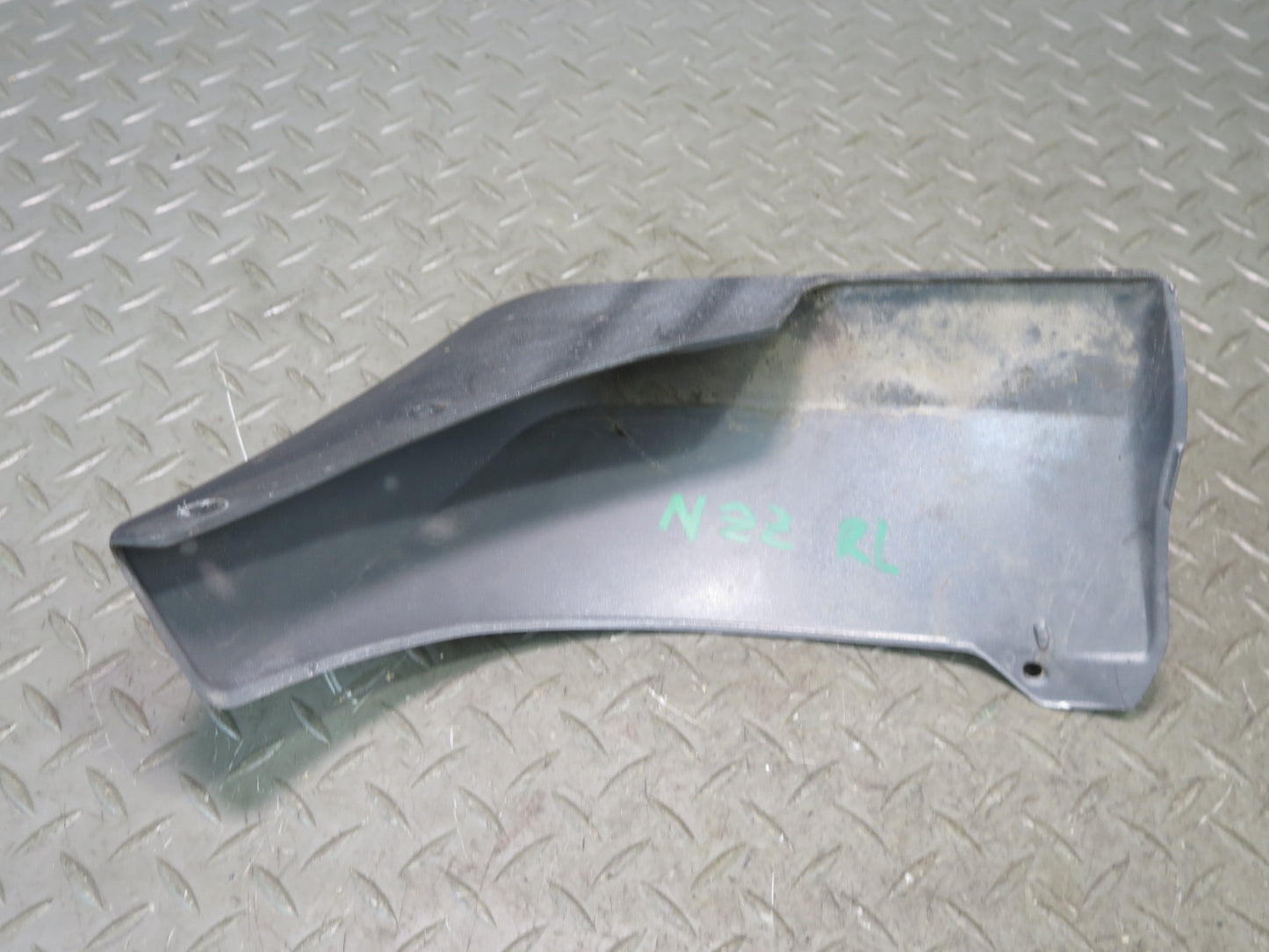 03-09 Nissan Z33 350Z Set of 2 Rear Left & Right MUD Flap Molding Cover OEM