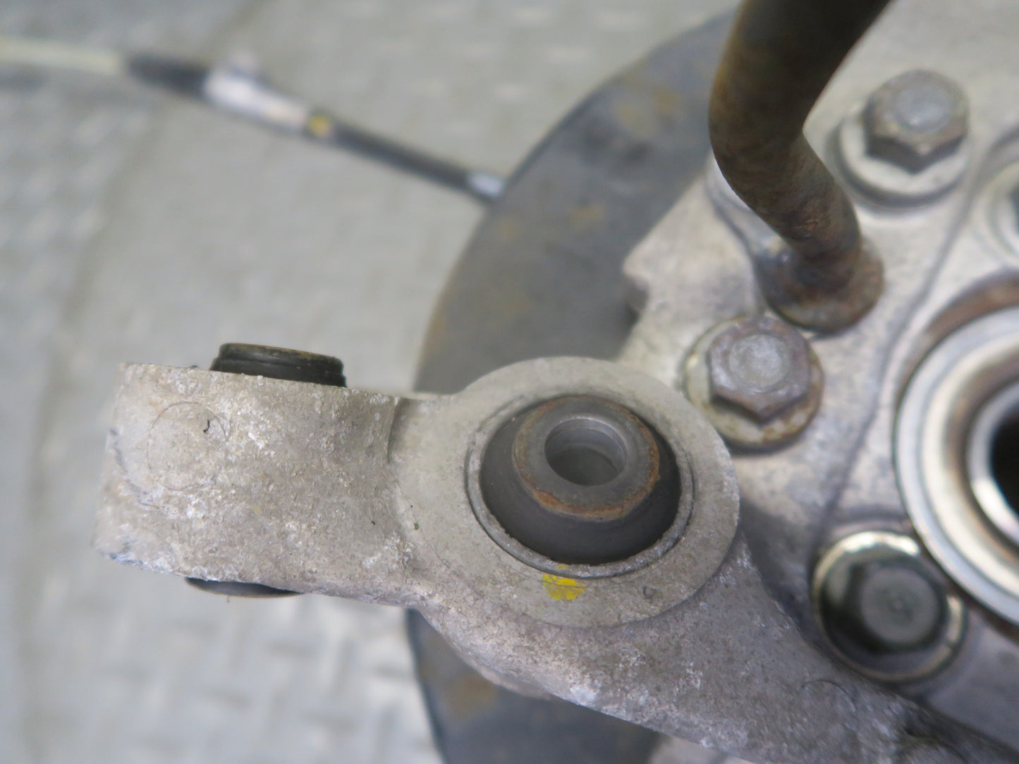 03-09 Nissan Z33 350Z Rear Left Spindle Knuckle Wheel Hub Bearing 34K Miles OEM