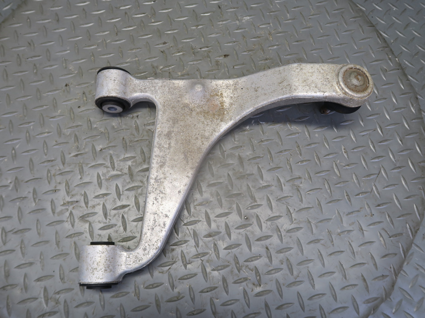 04-06 Nissan 350Z Z33 Convert Set of 3 Rear Right Suspension Control Arm OEM