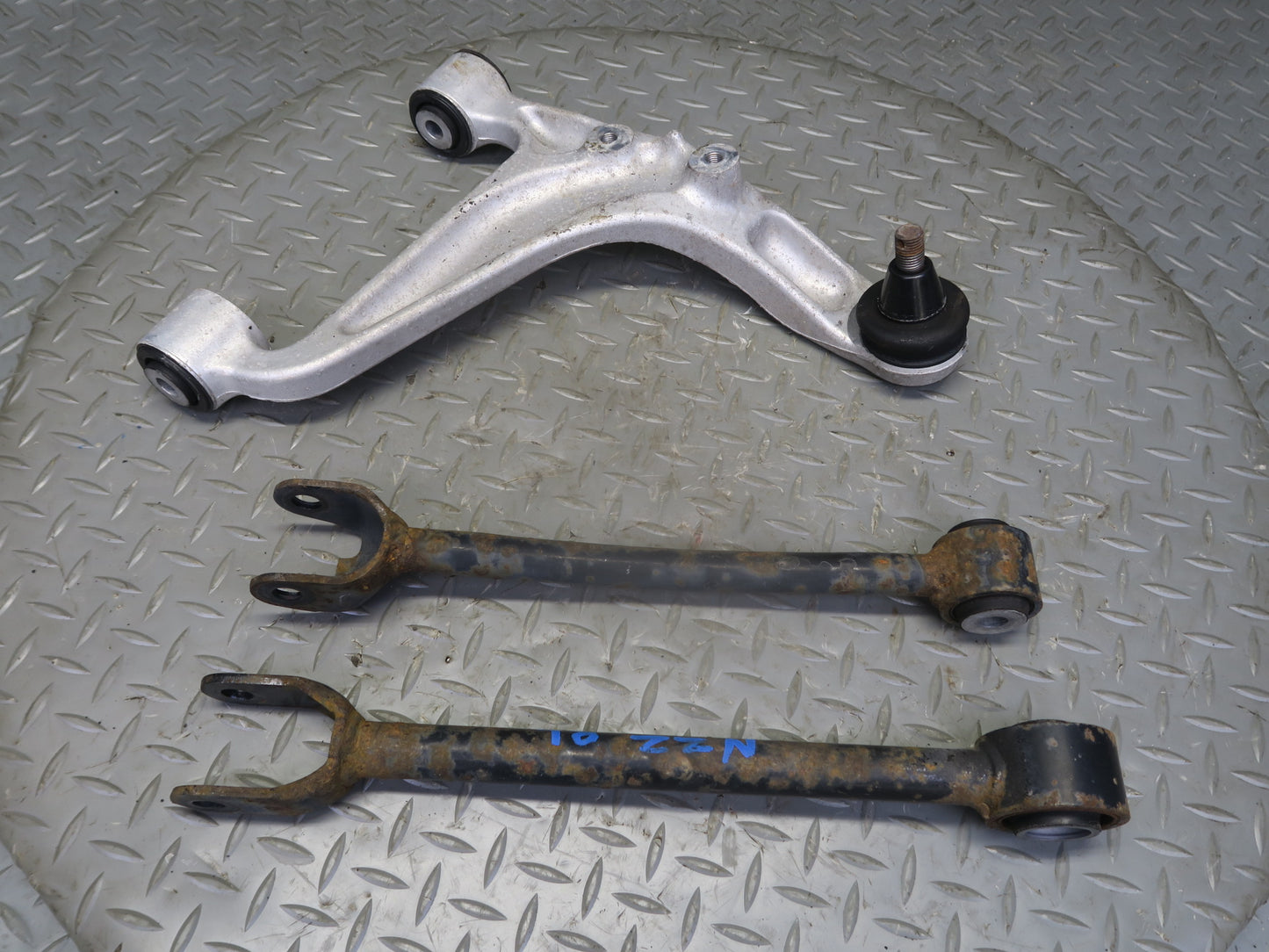 04-06 Nissan 350Z Z33 Convert Set of 3 Rear Left Suspension Control Arm OEM