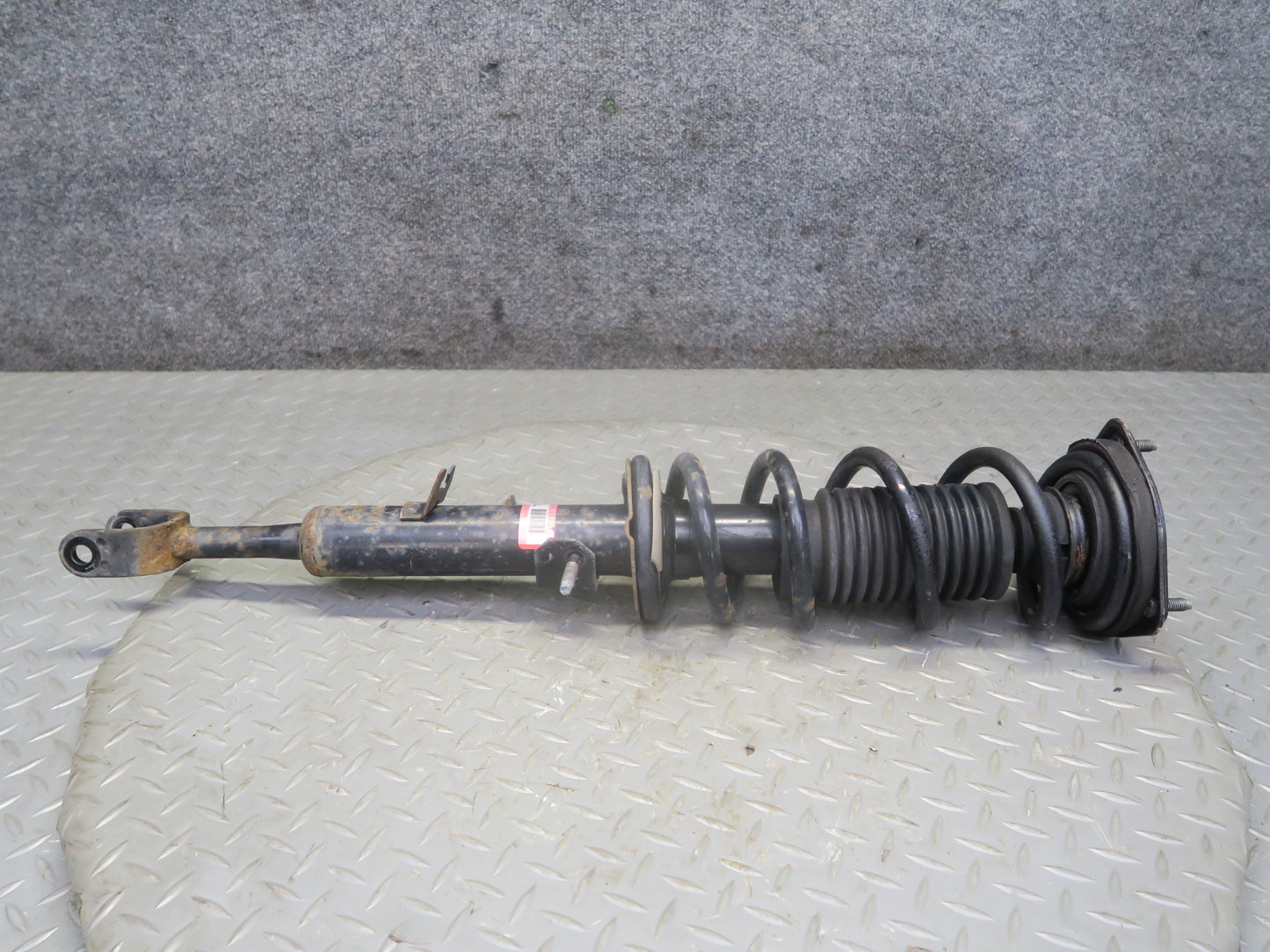 04-05 Nissan Z33 350Z Convertible Set of 2 Front Strut Shock Absorber 34K OEM