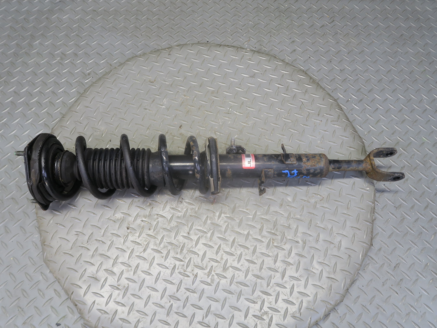 04-05 Nissan Z33 350Z Convertible Set of 2 Front Strut Shock Absorber 34K OEM