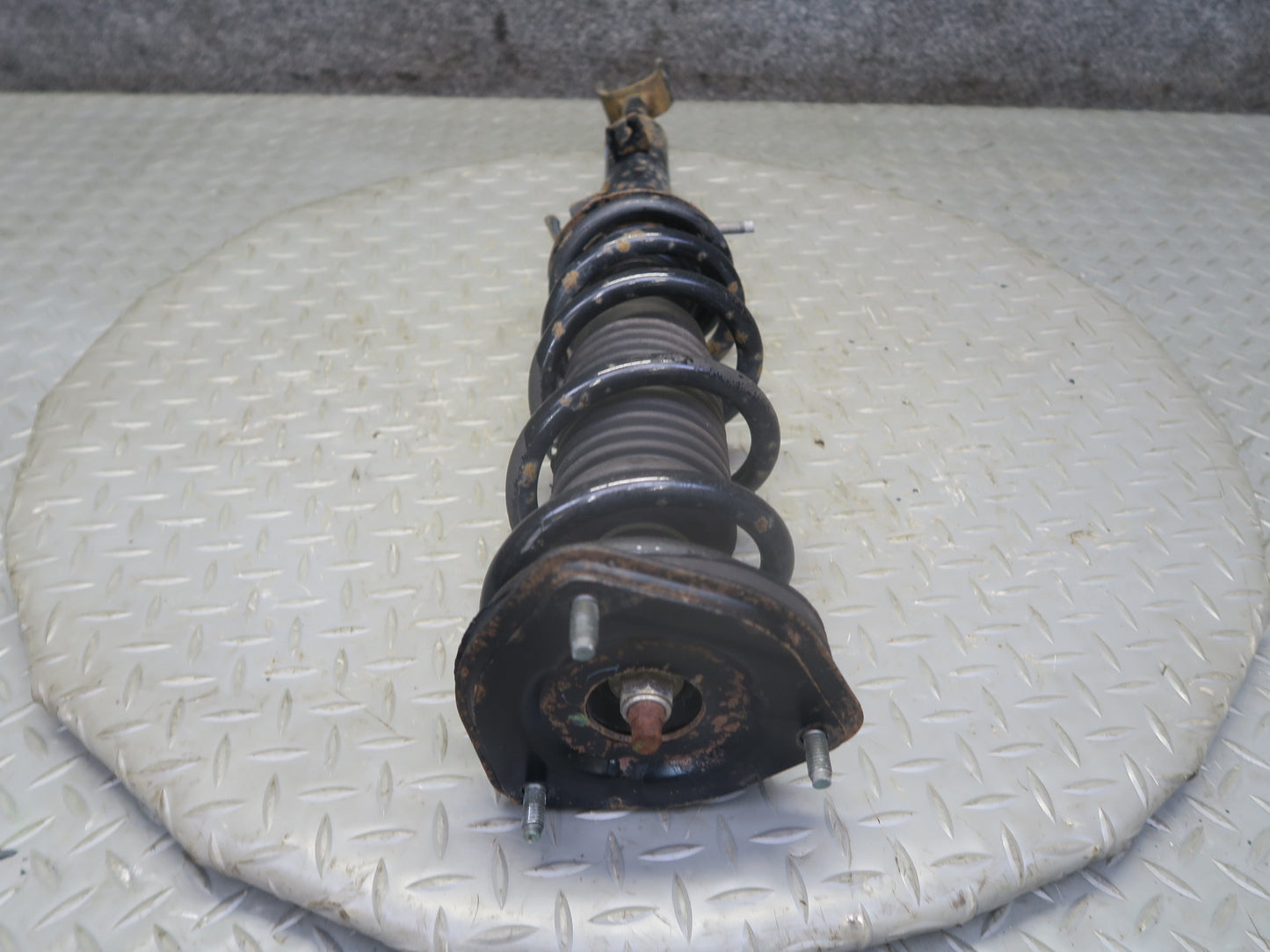 04-05 Nissan Z33 350Z Convertible Set of 2 Front Strut Shock Absorber 34K OEM