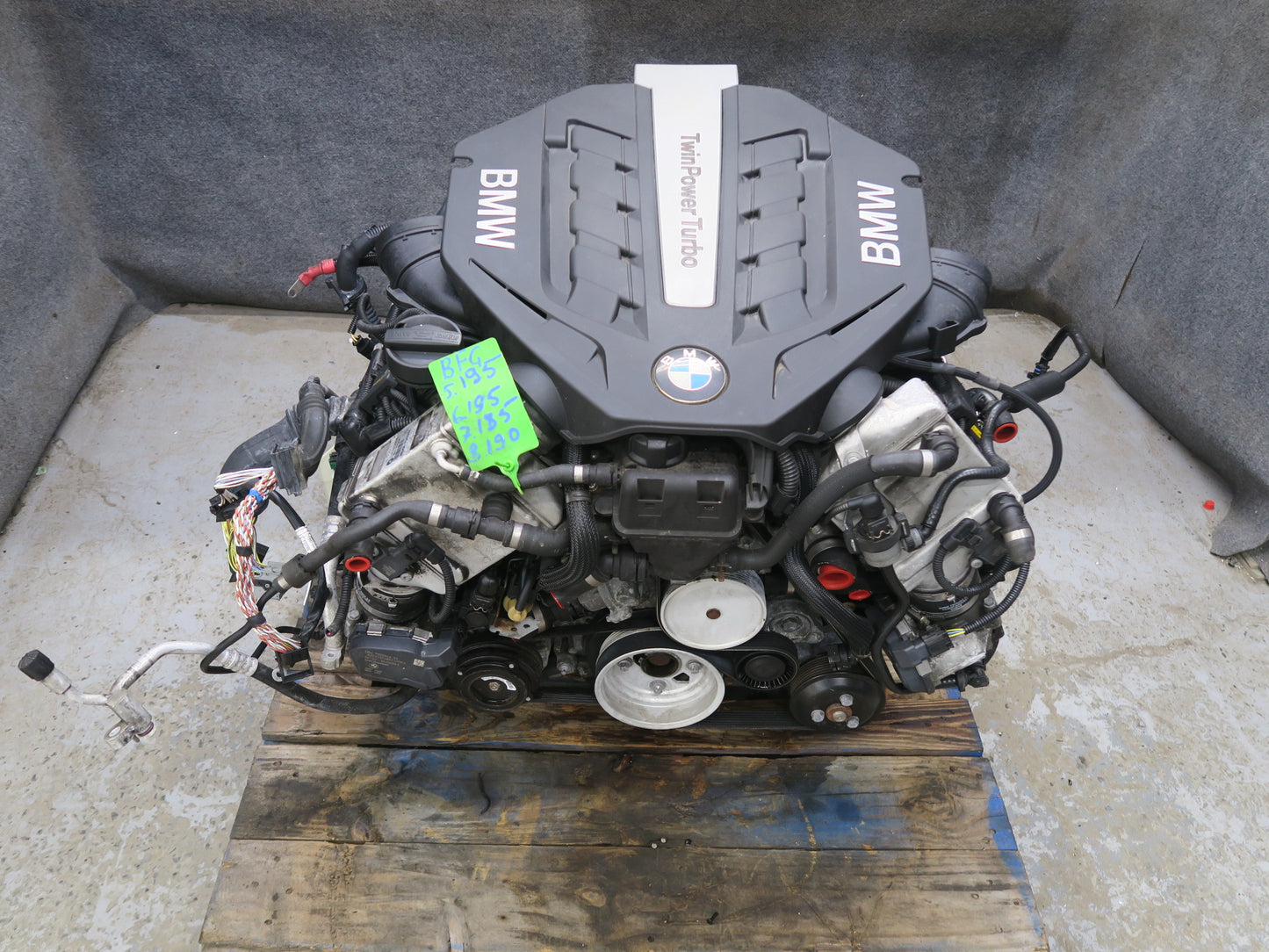 2013 BMW F10 550iX 4.4L AWD N63B44A A/T Complete Engine Motor w Turbo 87k Miles