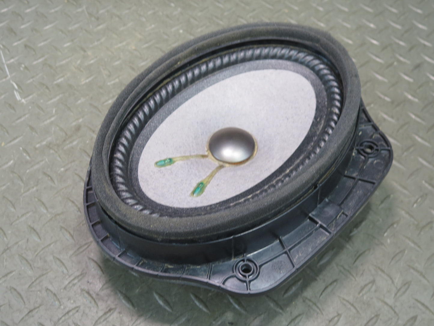 16-24 Chevrolet Camaro SS Set of 2 Left & Right Door Bose Speaker 23160568 OEM