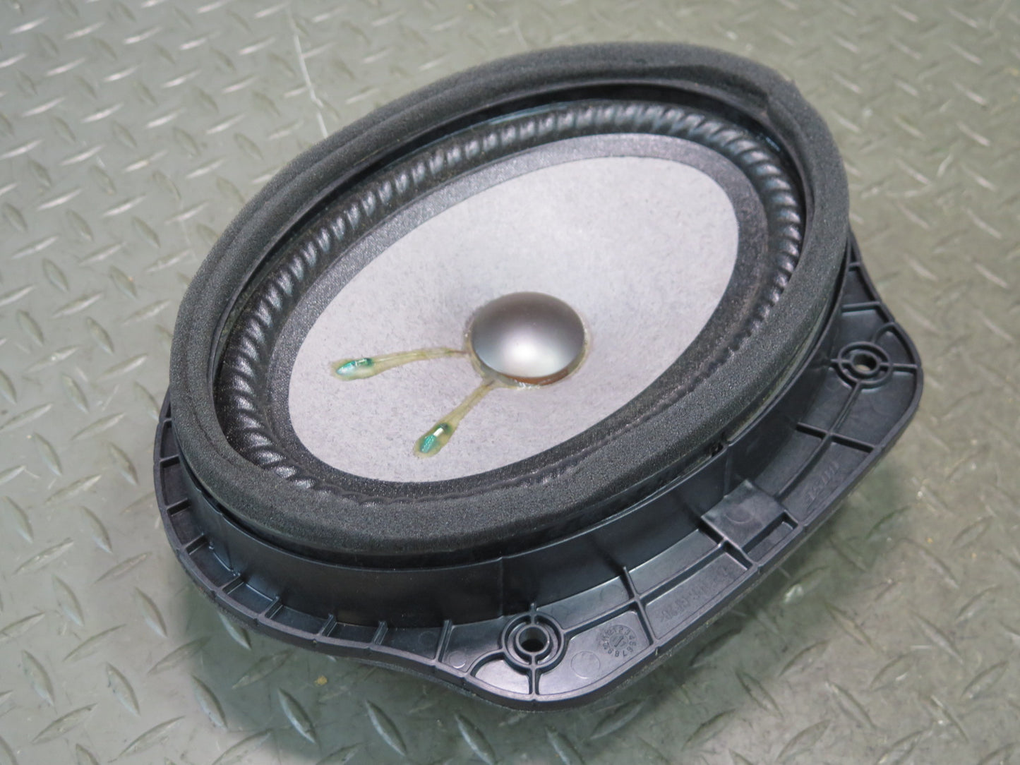 16-24 Chevrolet Camaro SS Set of 2 Left & Right Door Bose Speaker 23160568 OEM