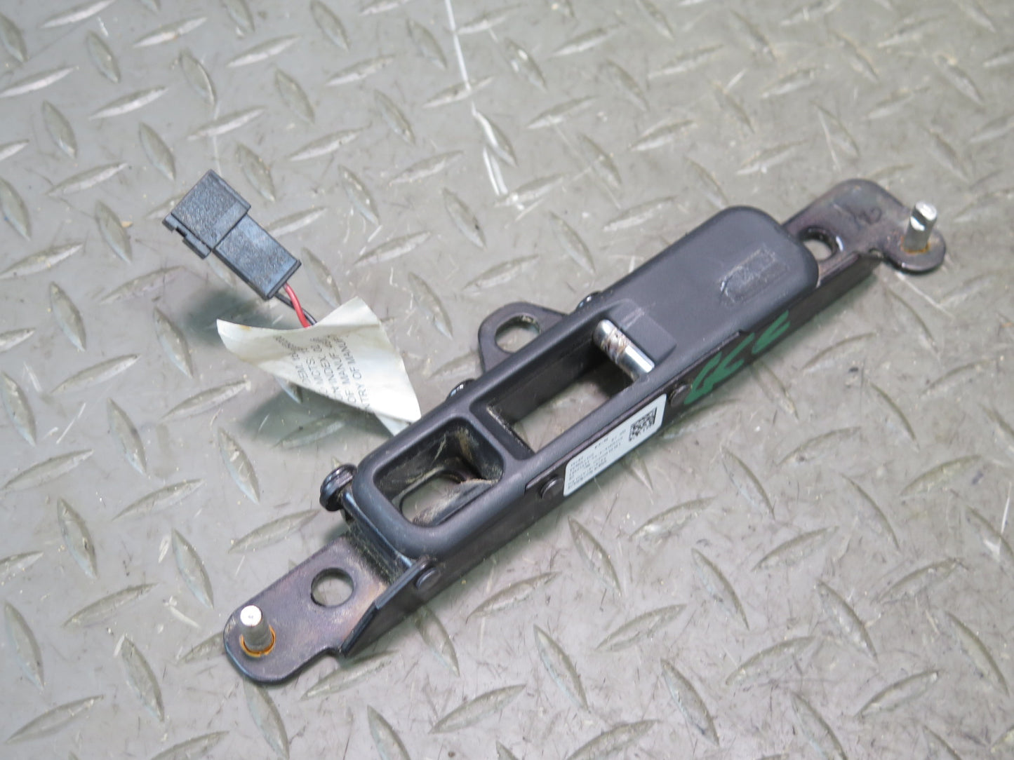 16-24 Chevrolet Camaro SS Convertible TOP Roof Latch Catch Magna Antenna Set OEM