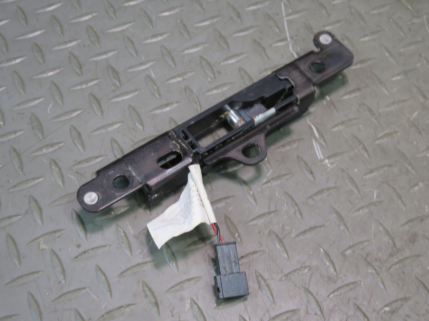 16-24 Chevrolet Camaro SS Convertible TOP Roof Latch Catch Magna Antenna Set OEM