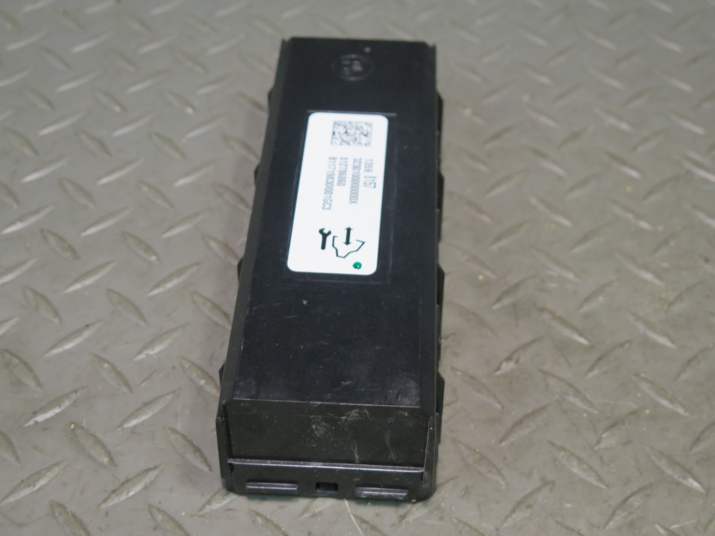 16-18 Chevrolet Camaro SS Hvac A/C Heater Climate Control Module 13598157 OEM