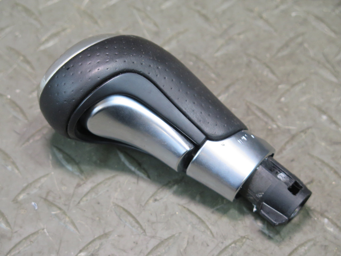17-24 Chevrolet Camaro SS Automatic Transmission Shifter Lever Knob OEM