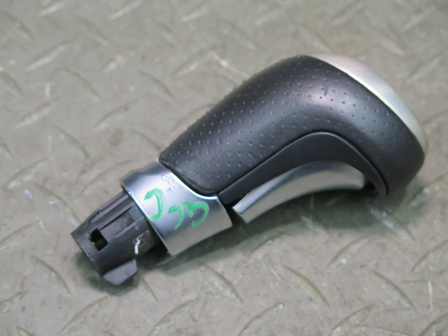 17-24 Chevrolet Camaro SS Automatic Transmission Shifter Lever Knob OEM