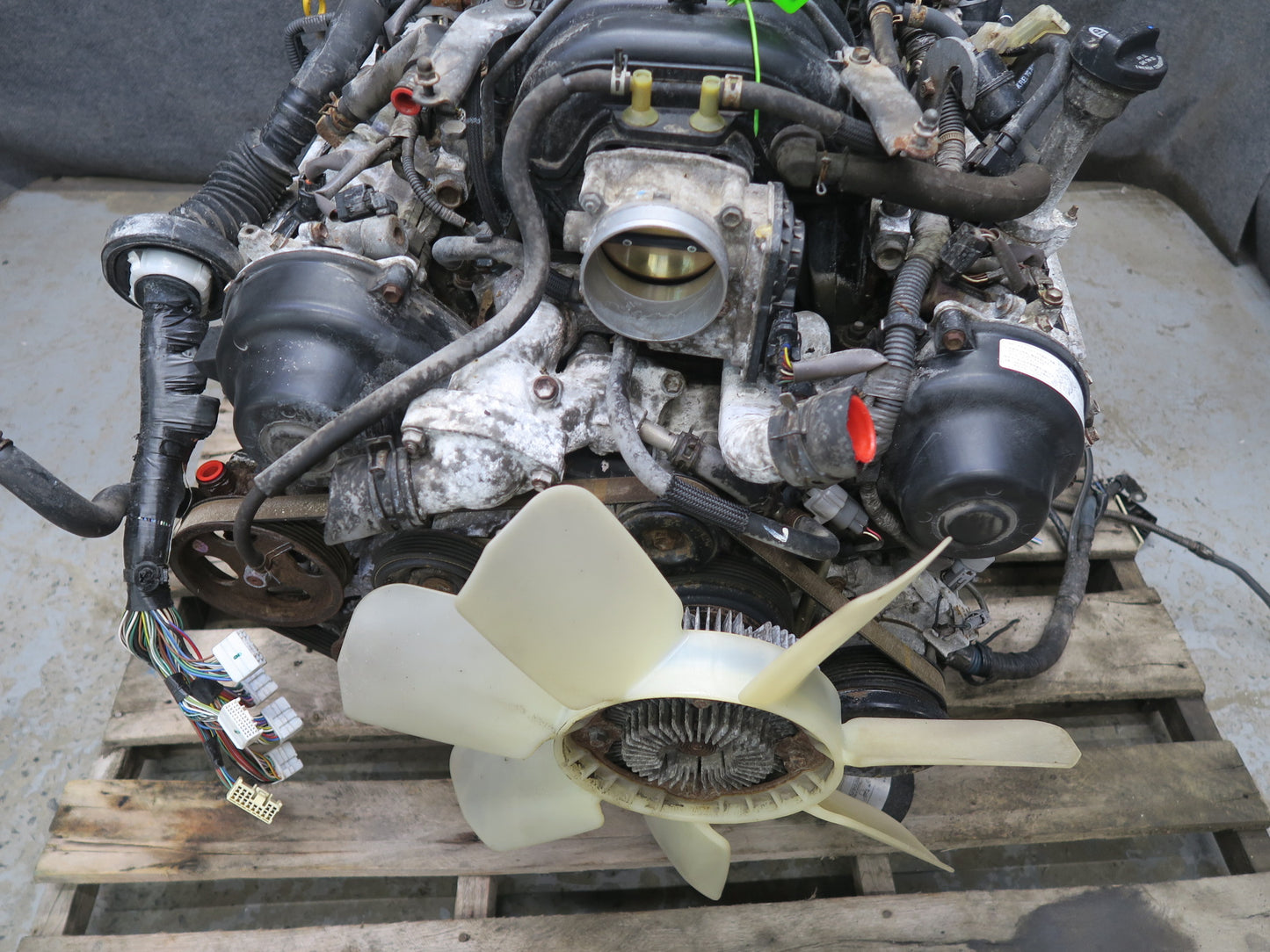 2006-2007 Lexus UZJ120L GX470 2UZFE AWD VIN T 5th Digit Complete Engine Motor