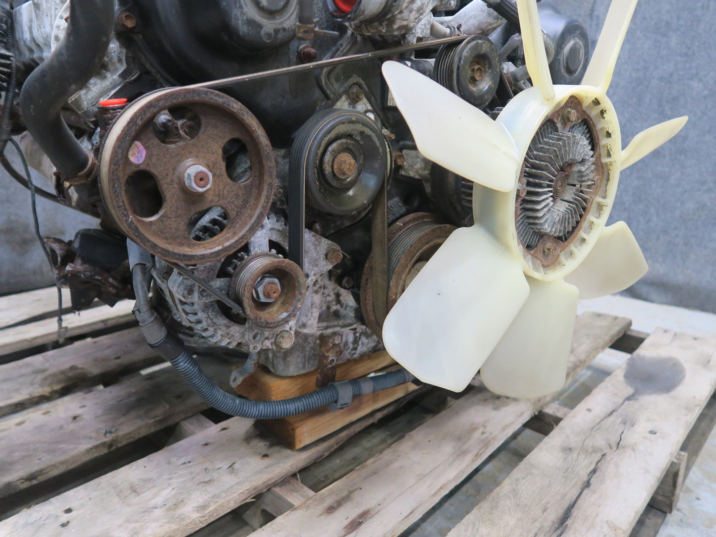 2006-2007 Lexus UZJ120L GX470 2UZFE AWD VIN T 5th Digit Complete Engine Motor