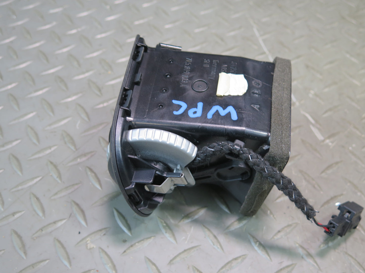 2003-2010 Porsche Cayenne 955 Dash Front Left & Right A/C Air Vent Set of 2