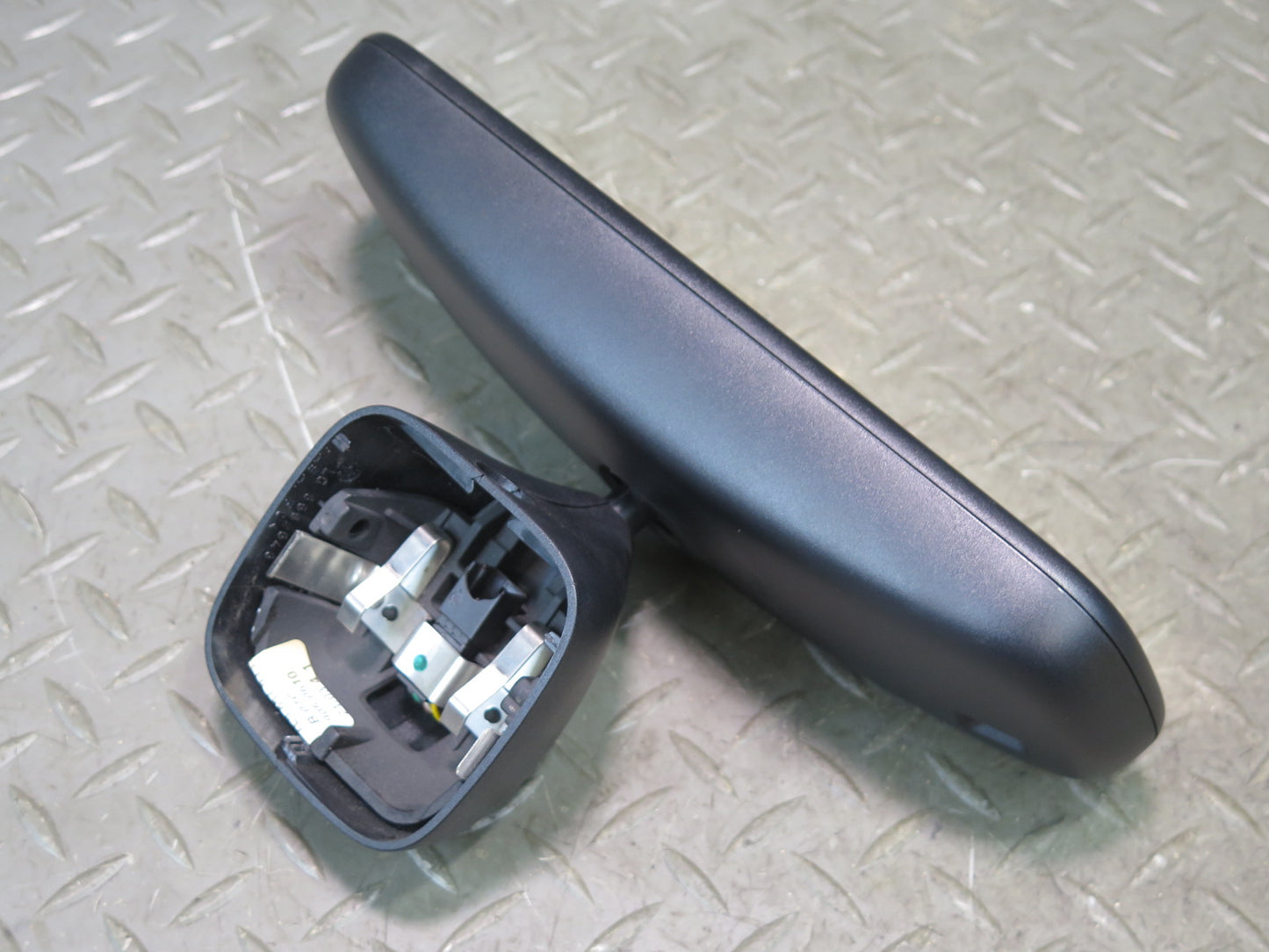 2003-2006 Porsche Cayenne 955 Auto Dimming Interior Rear View Mirror 7L5857511