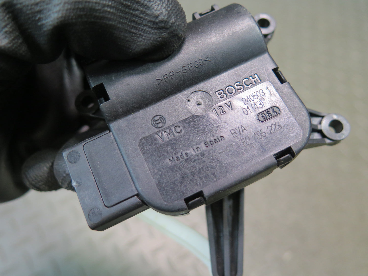 2003-2010 Porsche Cayenne 955 A/C Heater Flap  Door Actuator Motor Set