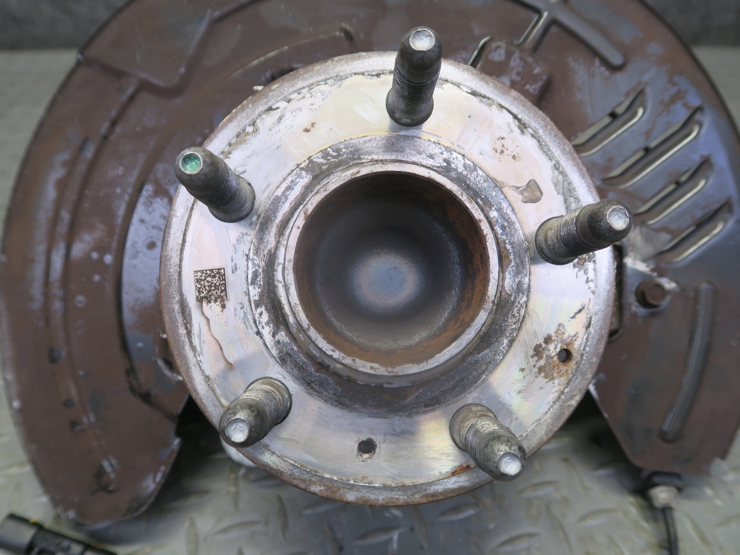 16-24 Chevrolet Camaro SS Front Left Spindle Knuckle Wheel Hub Bearing OEM